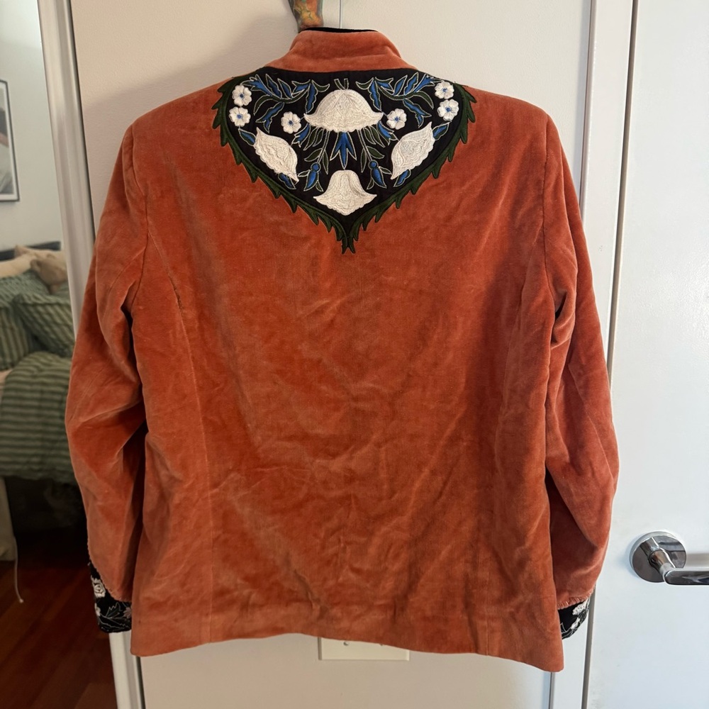 Zara floral embroidered velvet open jacket - Picture 9 of 9